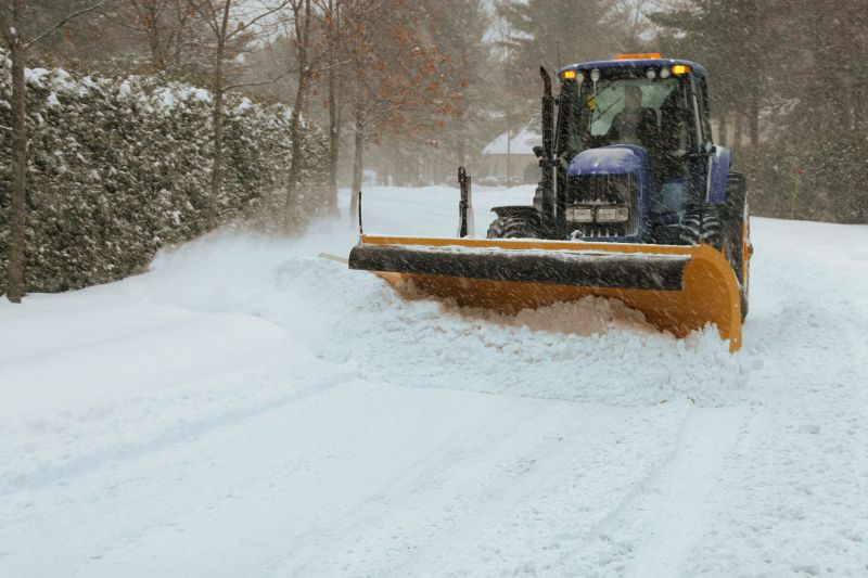 Local Driveway Snow Plowing in Temple Hills, MD