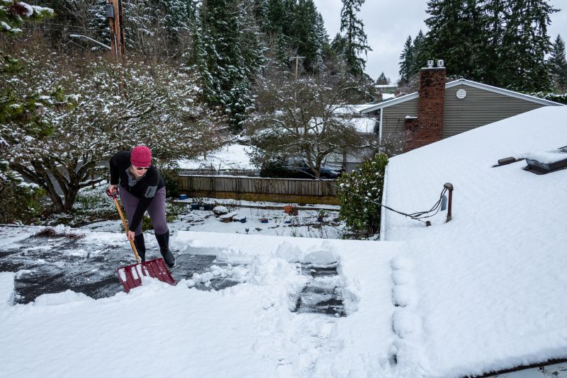 Local Roof Snow Removal in Holly Springs, NC