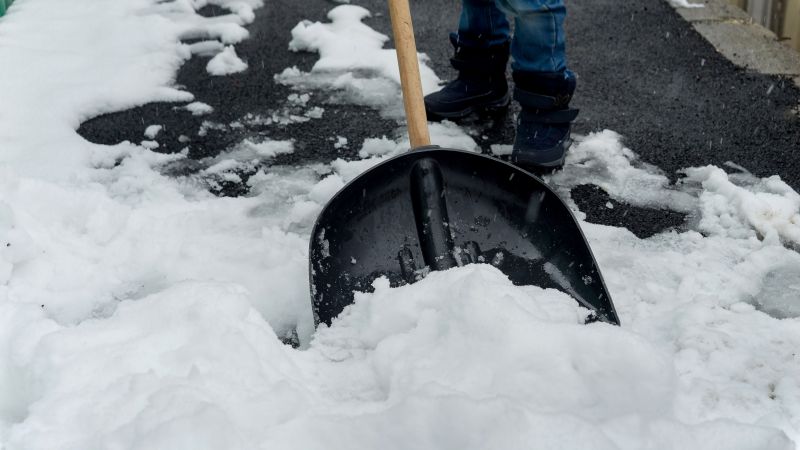 Snow Shoveling Service in New York, NY