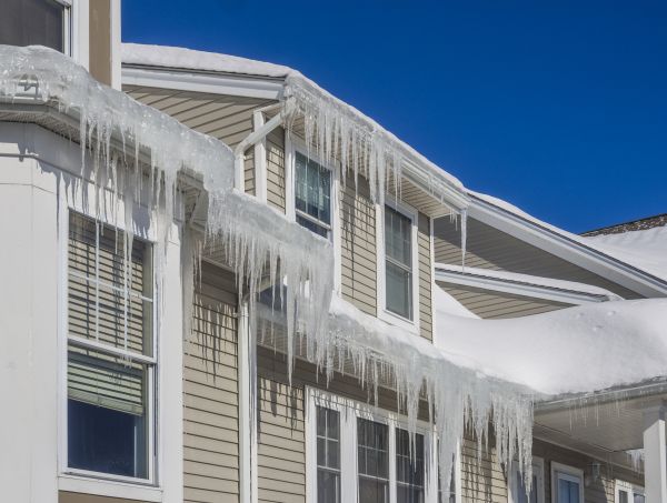 Roof Ice Dam Removal Service